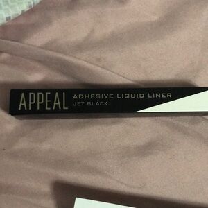 Appeal Cosmetics adhesive liquid liner
